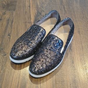 Johnston & Murphy Slip On Shoe